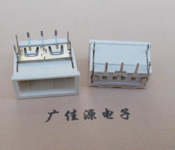 大岭山镇USB接口2.0连接器.3p端子加护套防尘母座